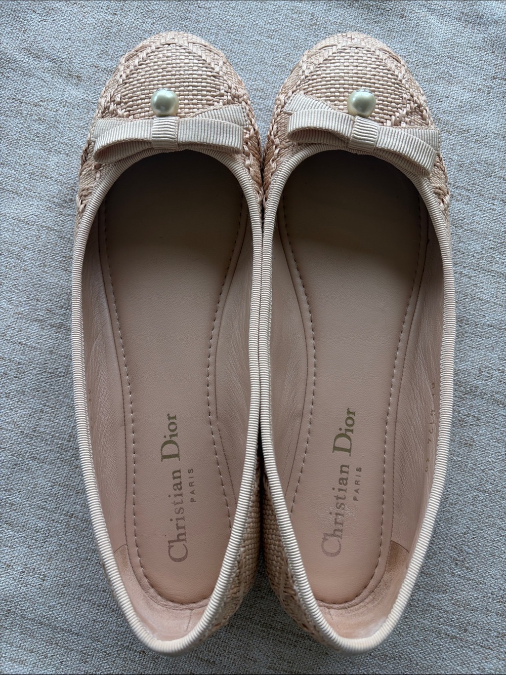 Dior Nude Raffia Bow Pearl-Accent Ballet Flats - Picture 5 of 7